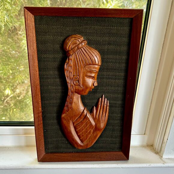 Vintage Hand-Carved Teak Woman Praying Buddha Wall Art, Prayer Pose Relief Panel - Picture 9 of 15
